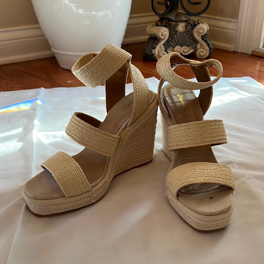Never worn cream wedges
